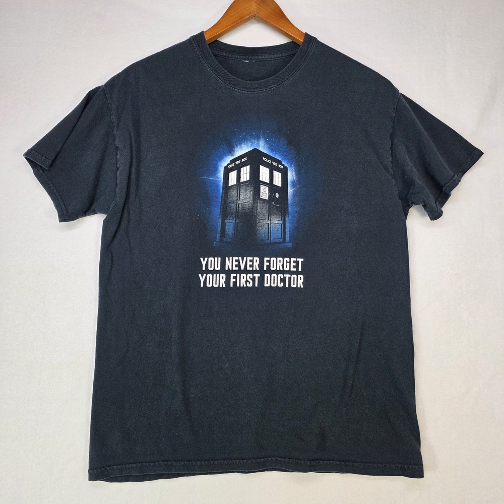 Doctor Who "You Never Forget Your First Doctor Black T-Shirt Men's Size Small